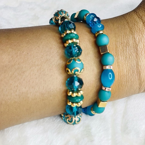 Hand beaded bracelets - Picture 6 of 8